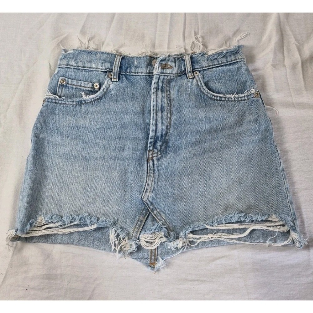 Zara Women's Denim Art Distressed mini Skirt Y2K Medium Beach Party Festival